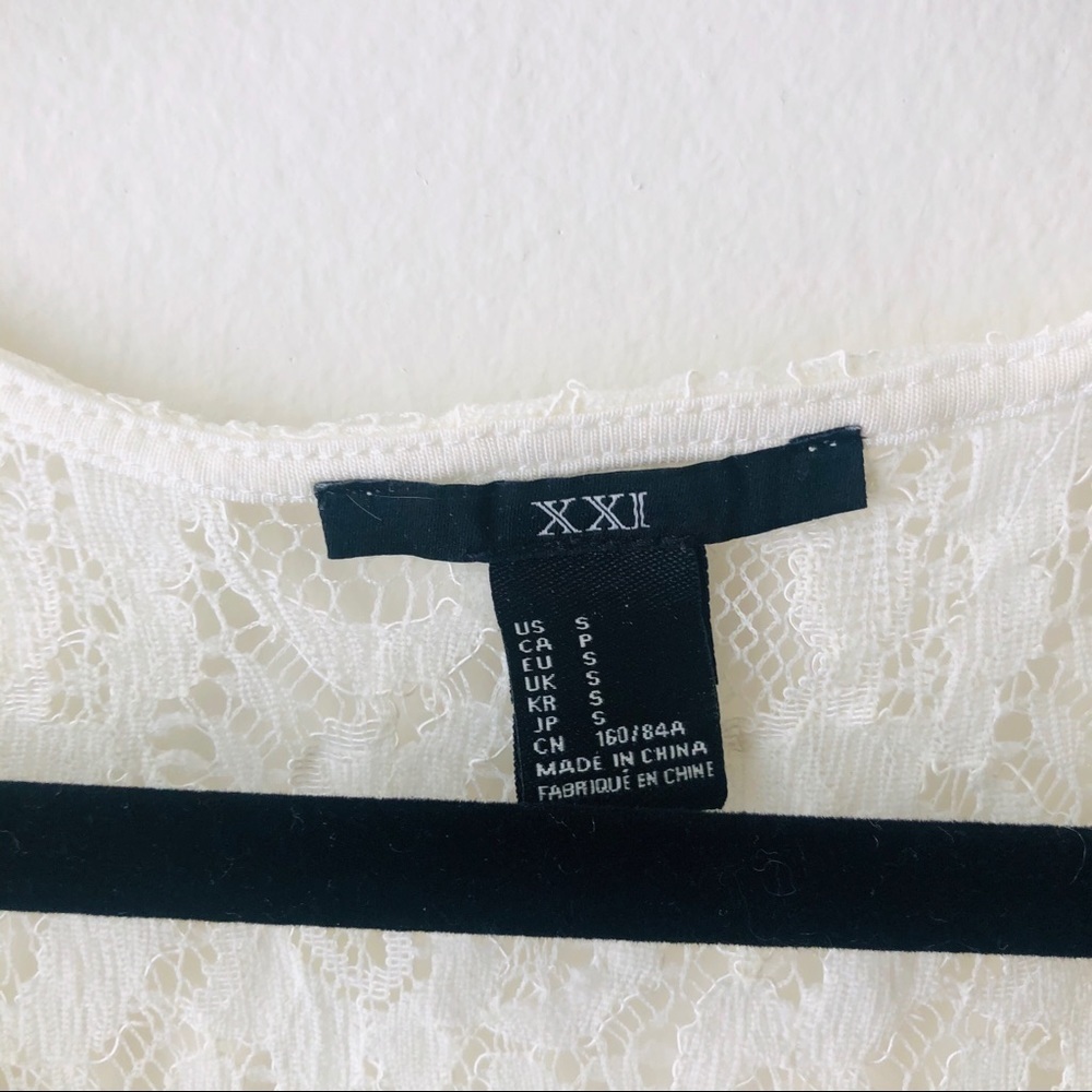 ๐ 4/$25! Forever 21 Lace and Bead Sheer Tank Top - Picture 3 of 6
